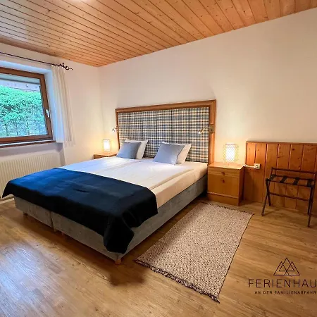 Gartenwohnung An Der Familienabfahrt Brixen im Thale Buitenkant foto