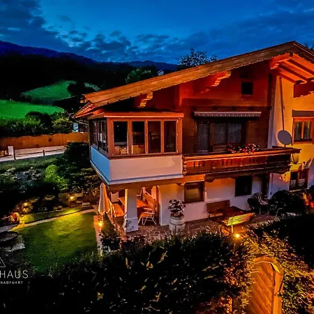 Gartenwohnung An Der Familienabfahrt Brixen im Thale Buitenkant foto
